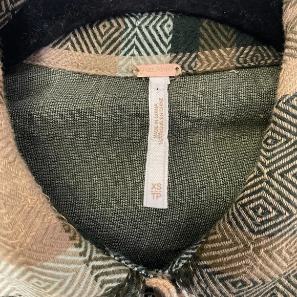 Free People Brown Plaid Flannel Button Up Pockets Long Blouse XS - Picture 3 of 6